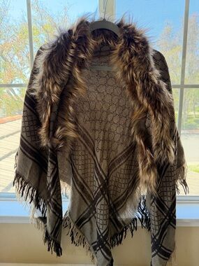 Gucci Brown and Tan Plaid Wool-Silk Shawl with Fox Trim